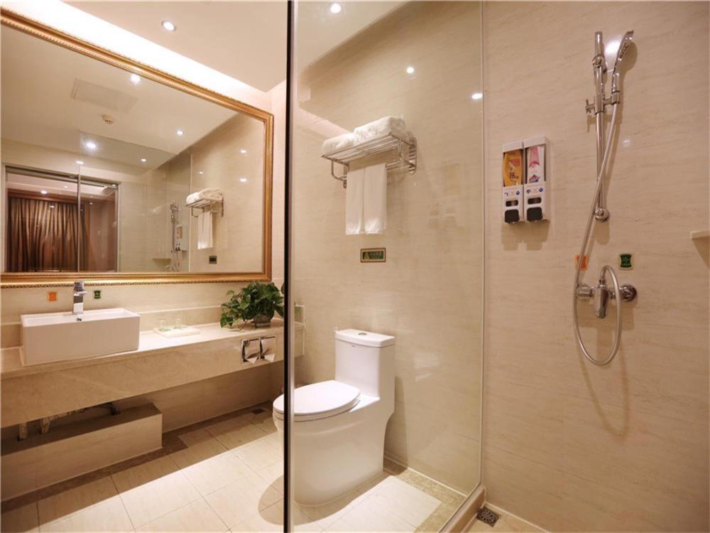 Vienna International Hotel Yantai Changjiang Road Xingyi Square Branch Luaran gambar