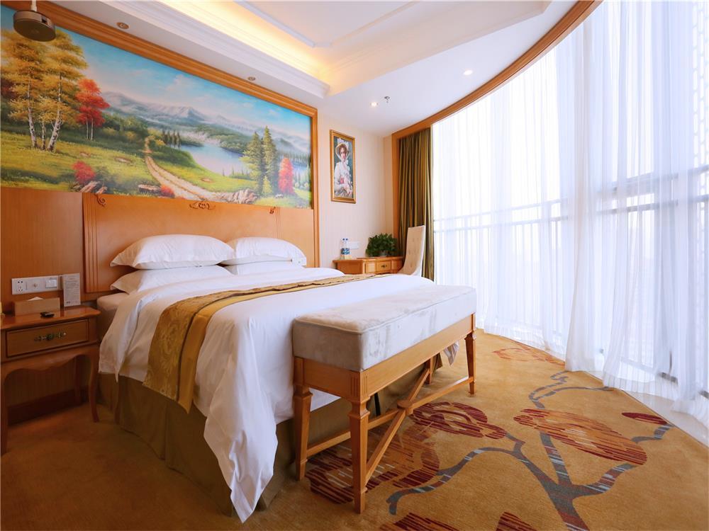 Vienna International Hotel Yantai Changjiang Road Xingyi Square Branch Luaran gambar