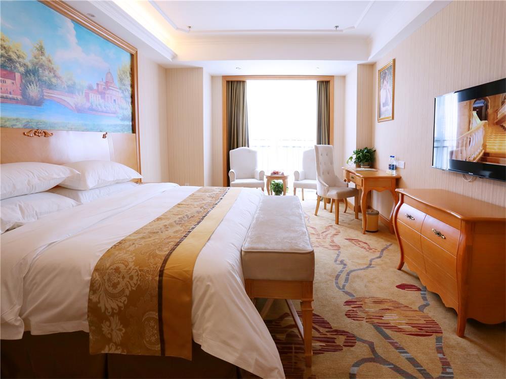 Vienna International Hotel Yantai Changjiang Road Xingyi Square Branch Luaran gambar
