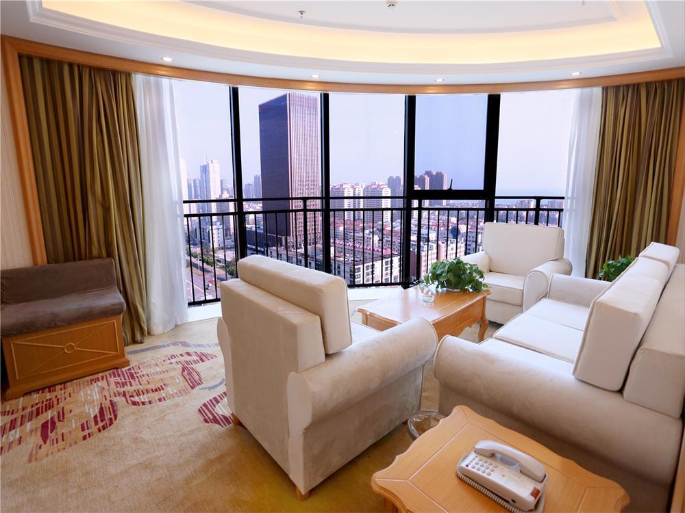 Vienna International Hotel Yantai Changjiang Road Xingyi Square Branch Luaran gambar